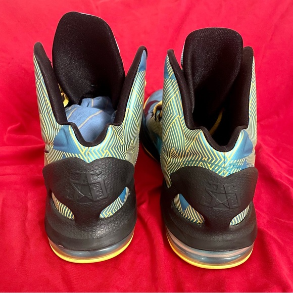 Nike KD 5 ‘N7’ (9.5) - Picture 3 of 6